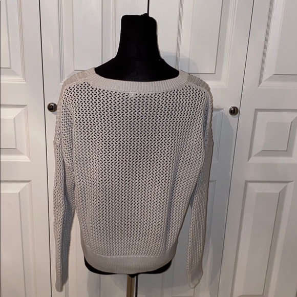 NWOT Gap Crochet Sweater - Picture 2 of 4